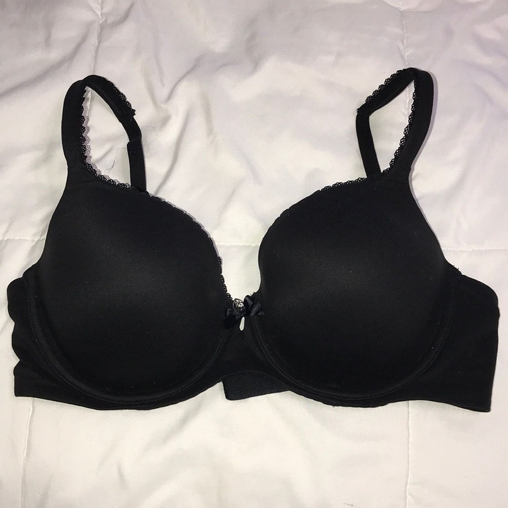 Body by Victoria’s Secret. LIKE NEW!